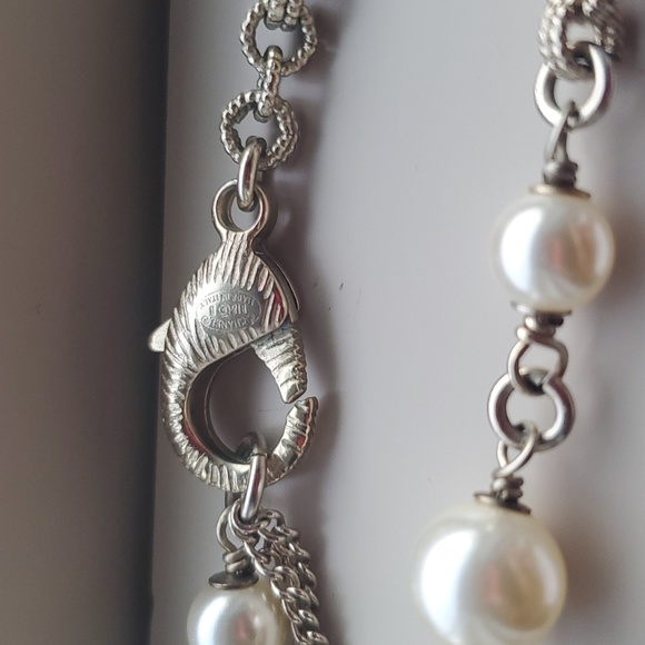 Chanel Choker with Pearls - Picture 9 of 10